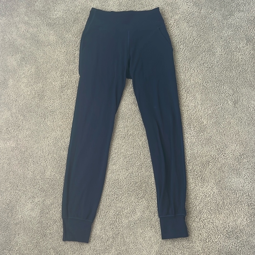 Lululemon Navy Align Jogger 28”